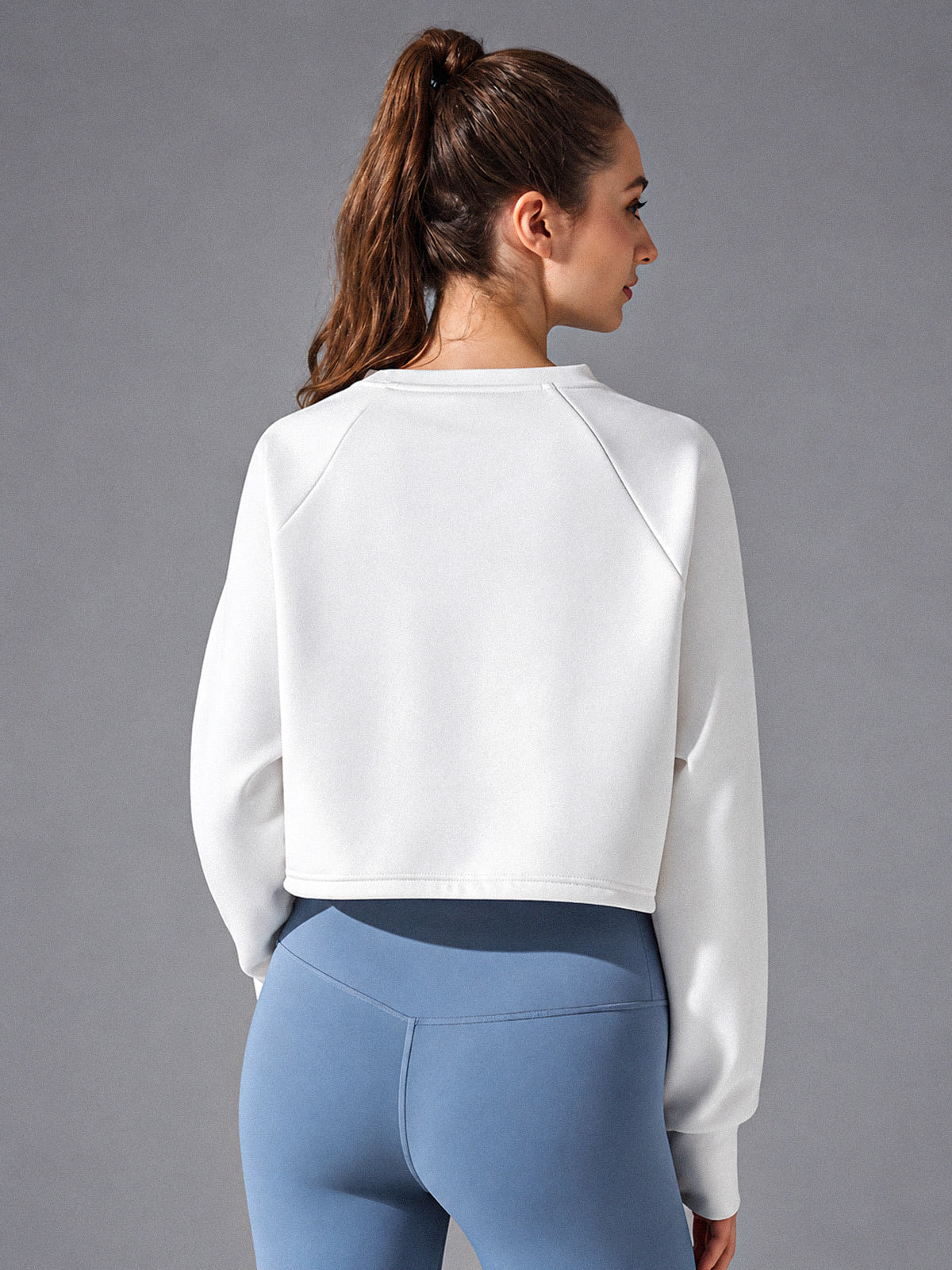 Zara-Flow Training Shirt – women's long sleeve drawstring sports shirt