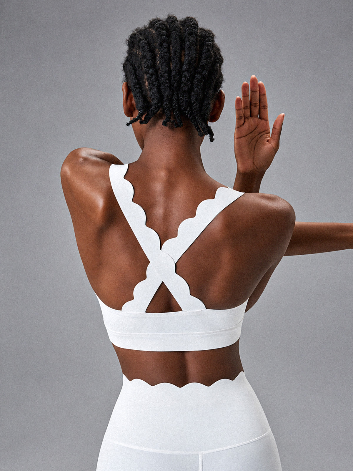 Lara-Wave Sculpt Bra – women's square neck open back yoga bra