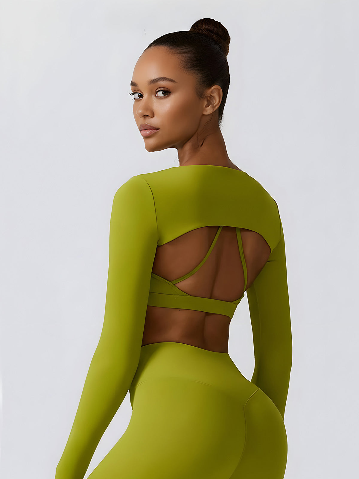 Amira-Longline Active Top