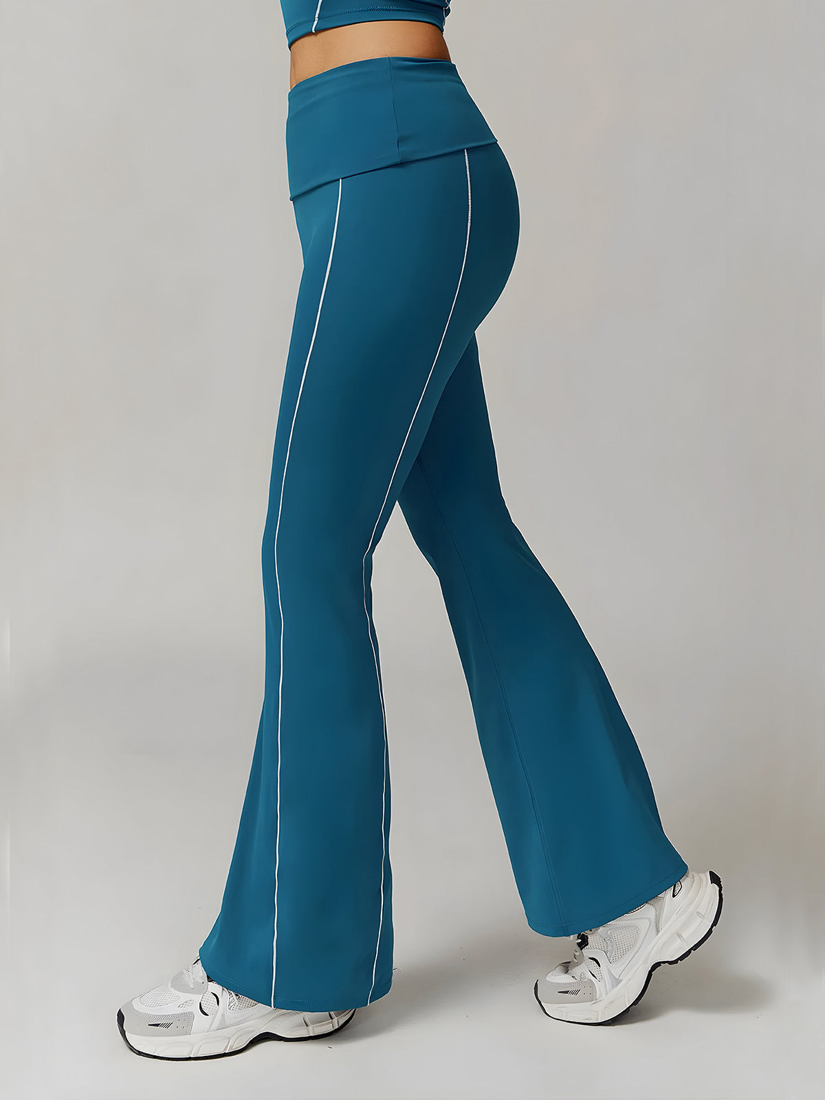 Kaia-Flare Pant