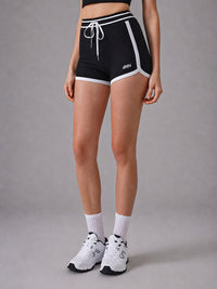 Kira-Edge Line Shorts