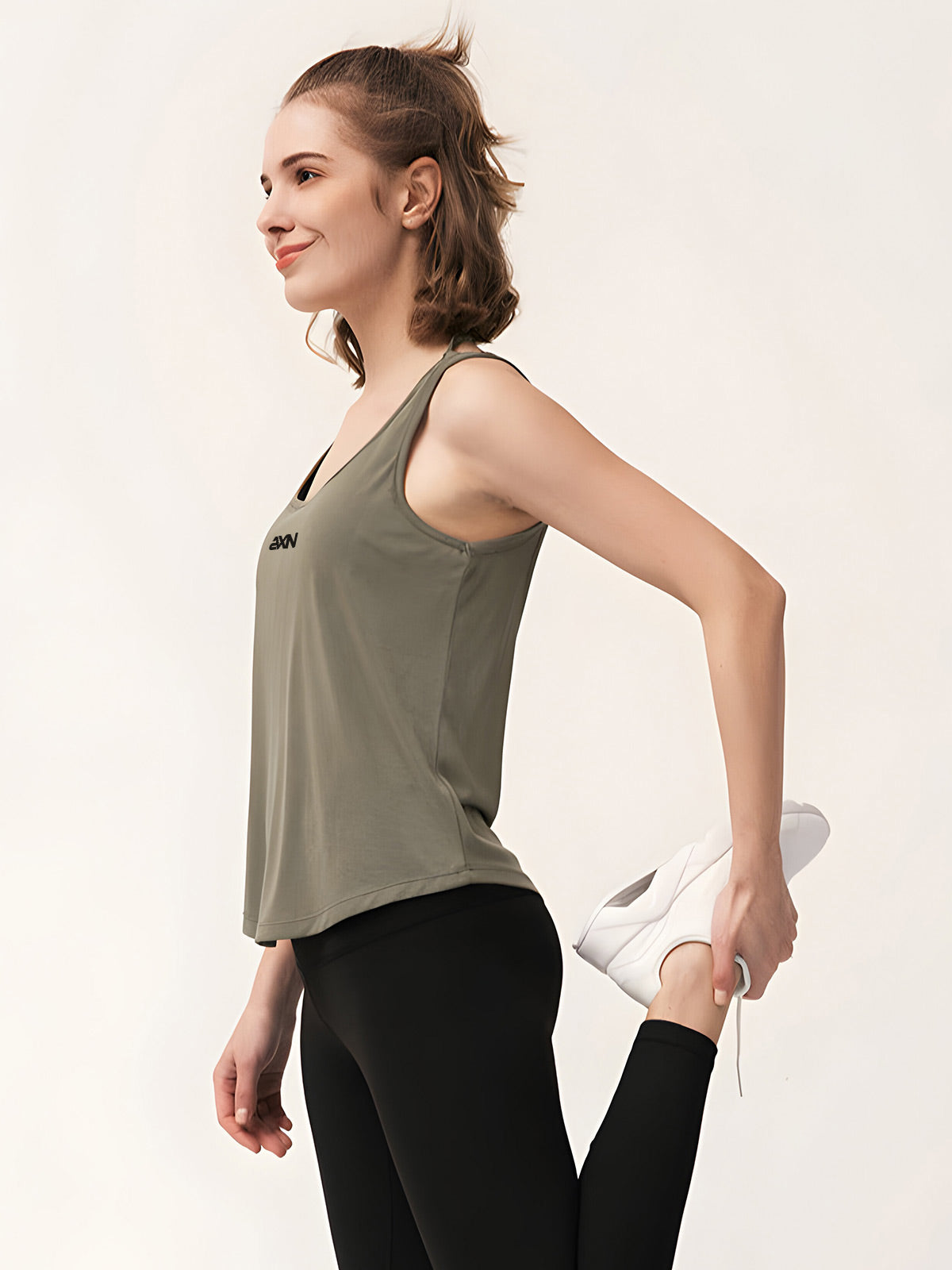 Mona-Stretch Yoga Top